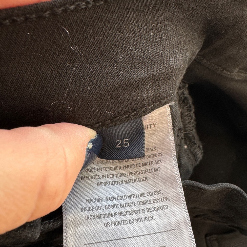 Citizens of Humanity Isola Mid-rise Cropped Bootcut Jeans
Size 25 - Picture 8 of 8